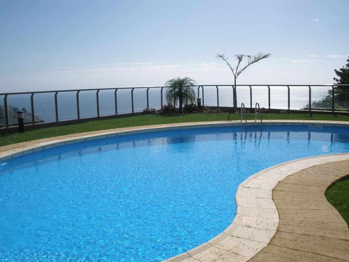 Plaza Bay Luxury Apartment With Swimming Pool Calheta  Eksteriør bilde
